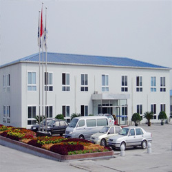 貴州峰譽鋼結(jié)構(gòu),15180747555 18984185505,貴陽彩鋼房,貴陽鋼結(jié)構(gòu),貴陽電動門,貴陽活動板房,貴陽活動房,貴陽彩鋼房,貴陽陽光房,貴陽彩鋼板房,貴陽彩鋼活動房,貴陽彩板房,貴陽崗?fù)?貴陽玻璃幕墻,貴陽車棚,貴陽雨棚,貴陽鋼結(jié)構(gòu)廠房,貴陽鋼結(jié)構(gòu)庫房,貴陽簡易大棚